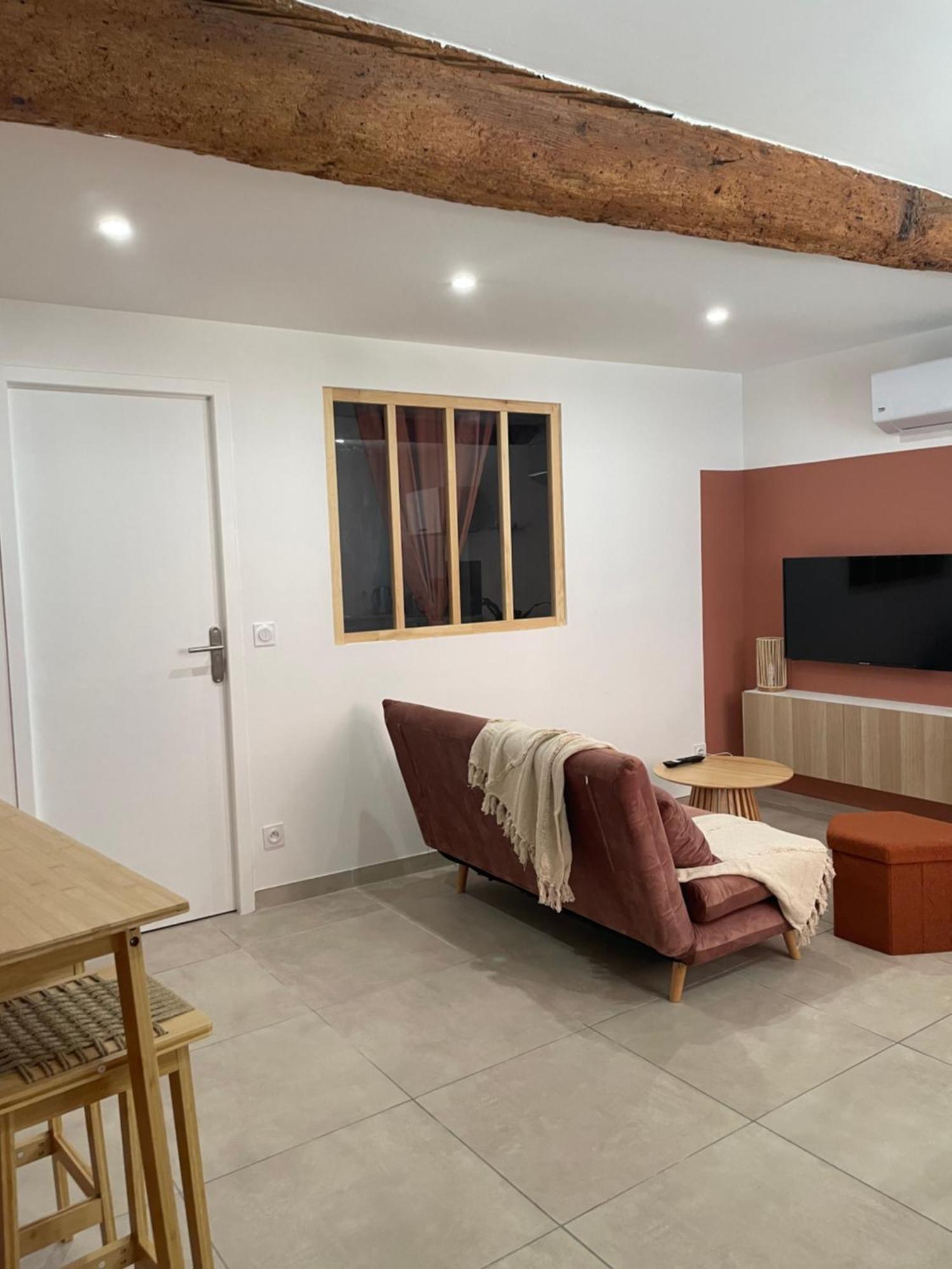 Apartment Entre Tendance Et Authenticite - La Voute